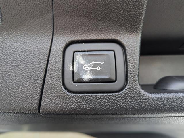 used 2023 GMC Acadia car, priced at $26,262