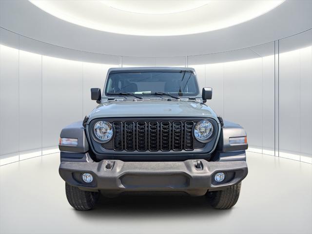 new 2025 Jeep Wrangler car, priced at $32,384
