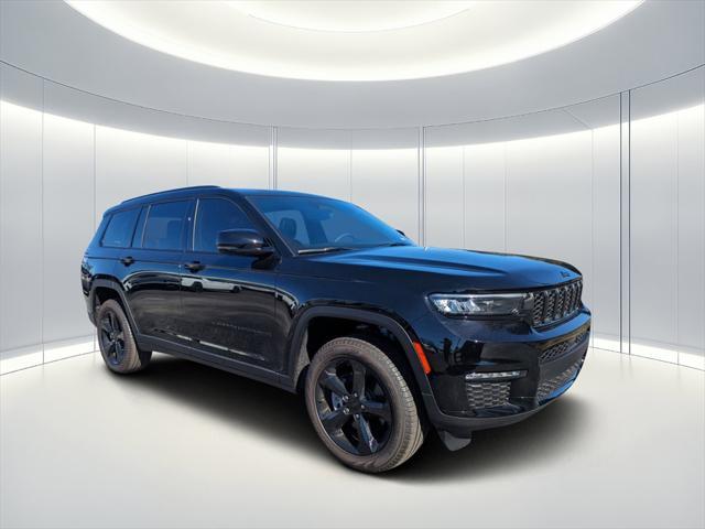 new 2024 Jeep Grand Cherokee L car, priced at $43,590