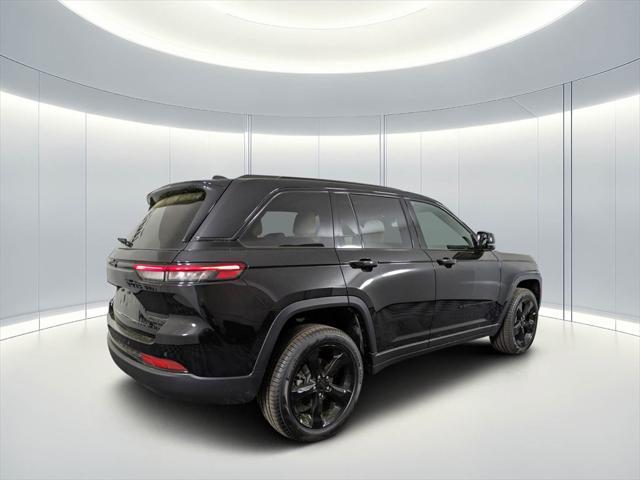 new 2024 Jeep Grand Cherokee car, priced at $48,000