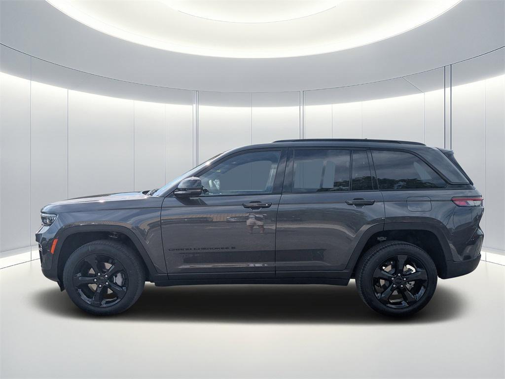new 2025 Jeep Grand Cherokee car, priced at $45,613