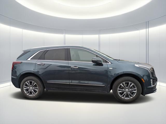 used 2021 Cadillac XT5 car, priced at $24,017