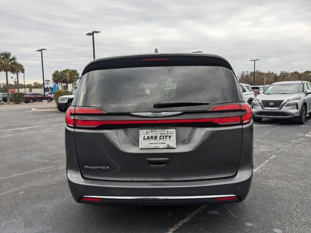 used 2021 Chrysler Pacifica car, priced at $18,885