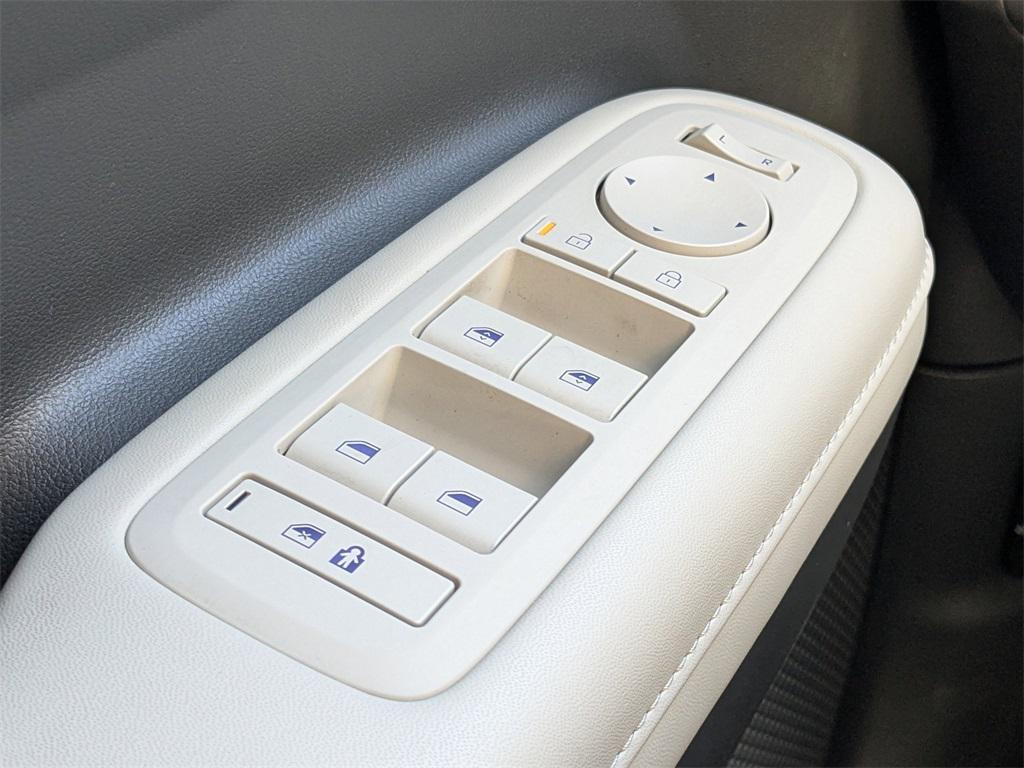 used 2024 Hyundai Santa Fe car, priced at $28,209