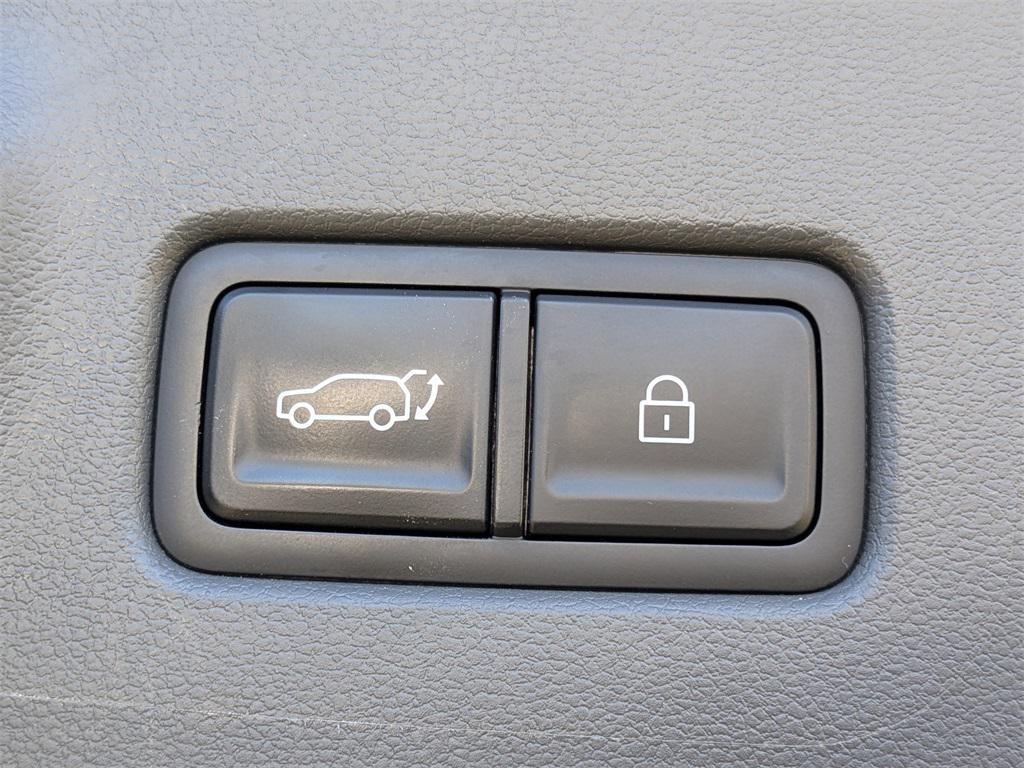 used 2024 Hyundai Santa Fe car, priced at $28,209