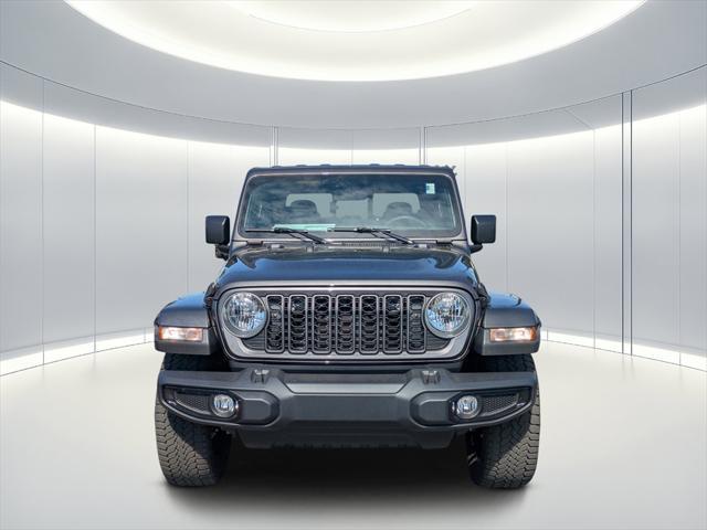 new 2025 Jeep Gladiator car, priced at $43,080