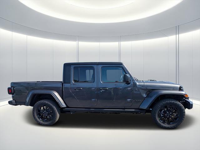 new 2025 Jeep Gladiator car, priced at $43,080