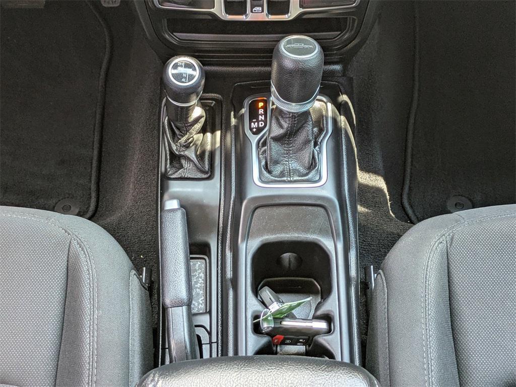 used 2021 Jeep Gladiator car, priced at $29,173