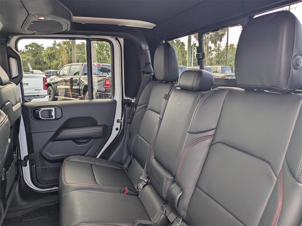 new 2025 Jeep Gladiator car, priced at $62,330
