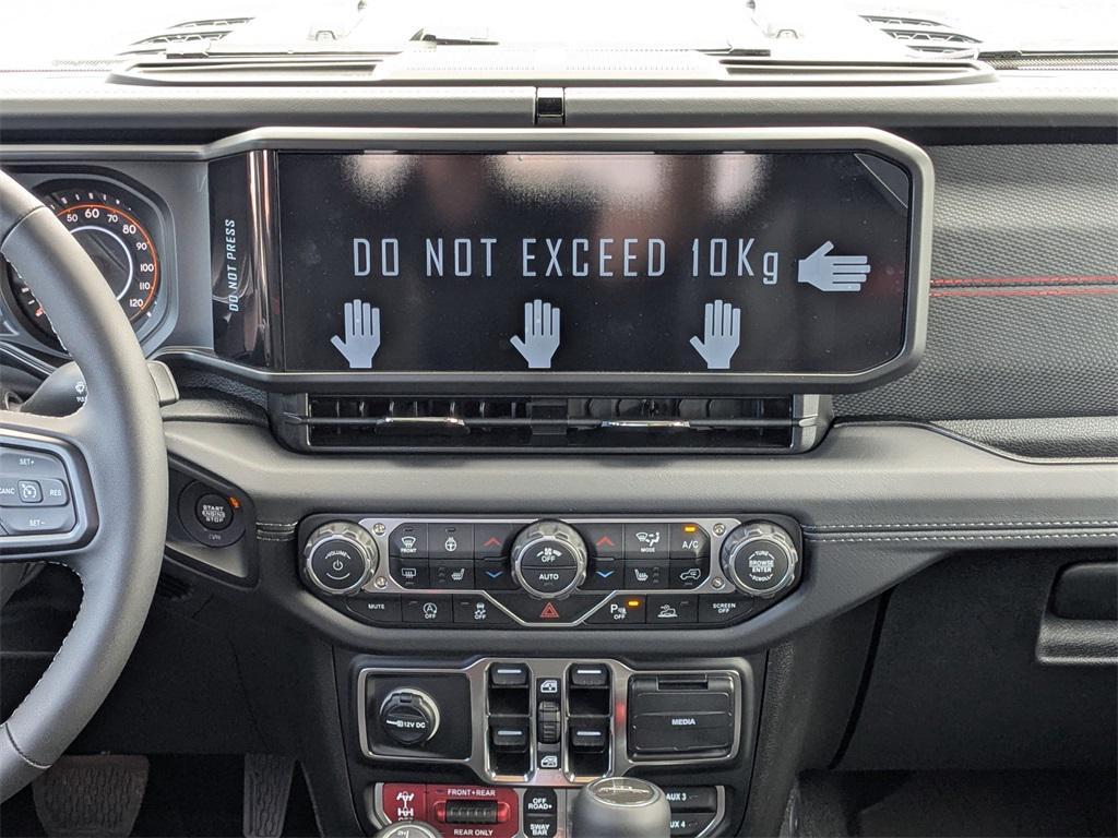 new 2025 Jeep Gladiator car, priced at $62,330