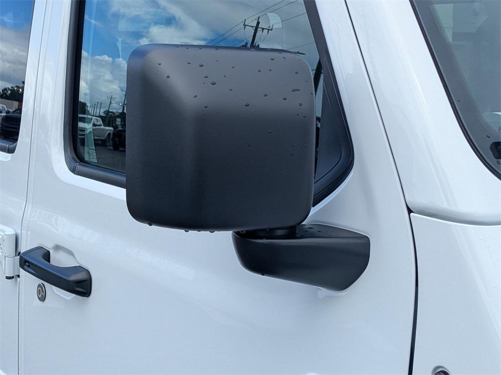 new 2025 Jeep Gladiator car, priced at $62,330