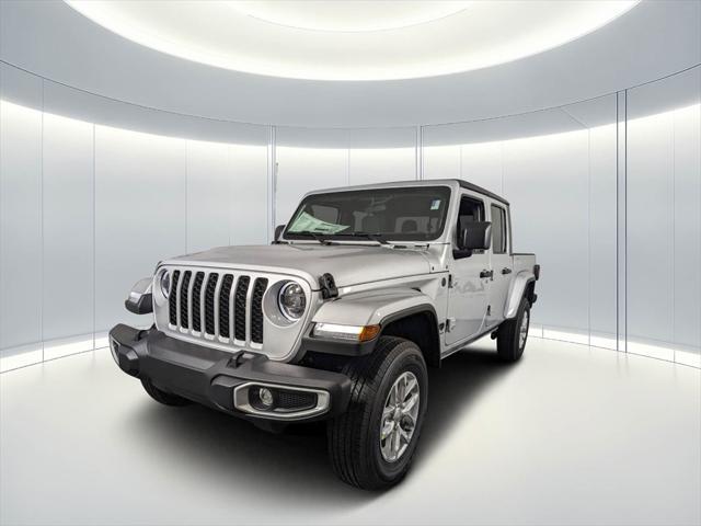 new 2023 Jeep Gladiator car, priced at $48,163