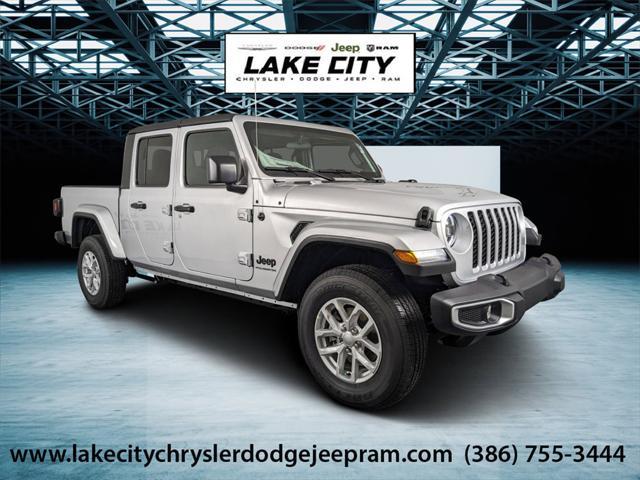 new 2023 Jeep Gladiator car, priced at $45,279