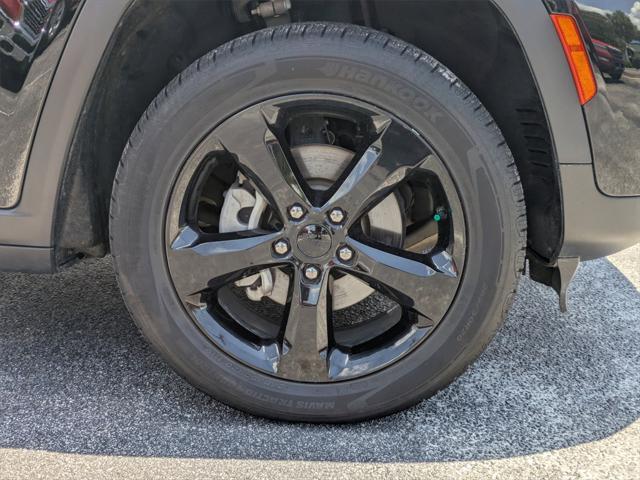 used 2023 Jeep Grand Cherokee car, priced at $32,666