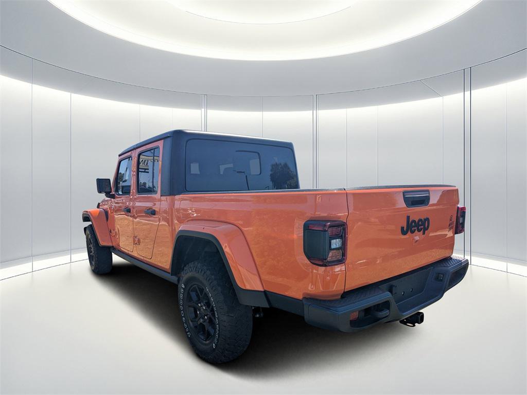 new 2025 Jeep Gladiator car, priced at $53,737