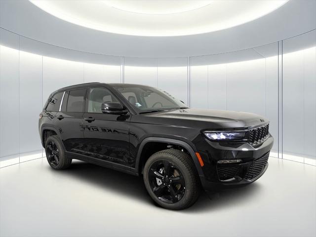 new 2024 Jeep Grand Cherokee car, priced at $47,277