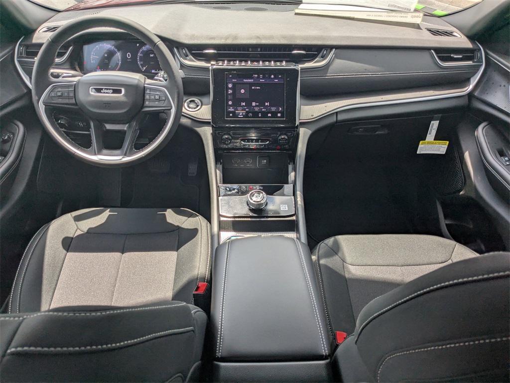 new 2025 Jeep Grand Cherokee L car, priced at $40,894