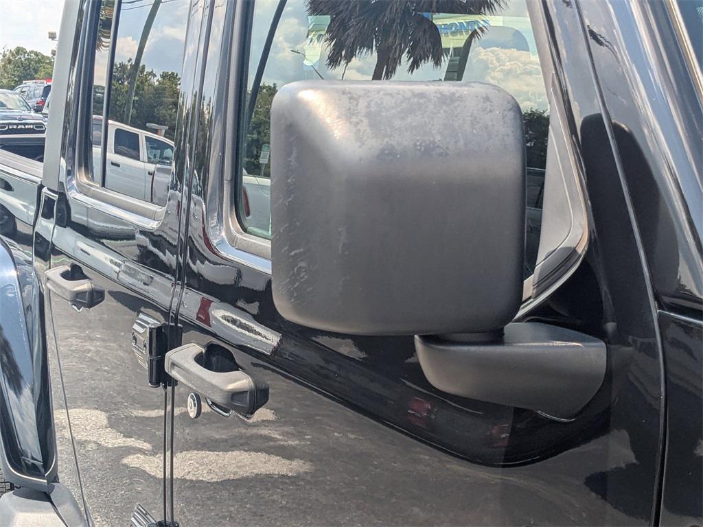 used 2021 Jeep Gladiator car, priced at $28,379