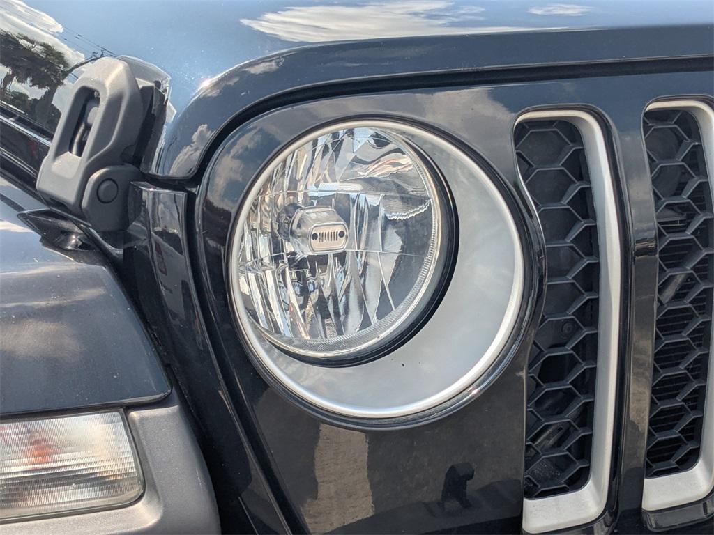 used 2021 Jeep Gladiator car, priced at $28,379