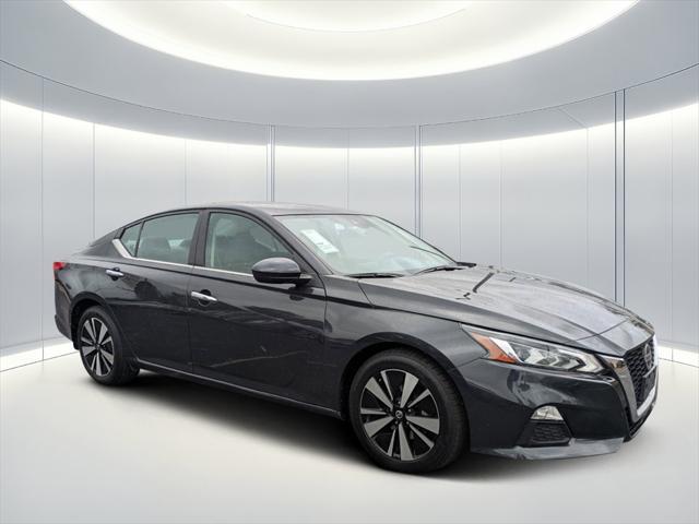 used 2022 Nissan Altima car, priced at $19,207