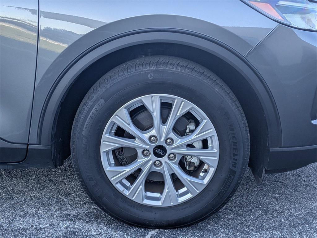 used 2025 Ford Escape car, priced at $24,465