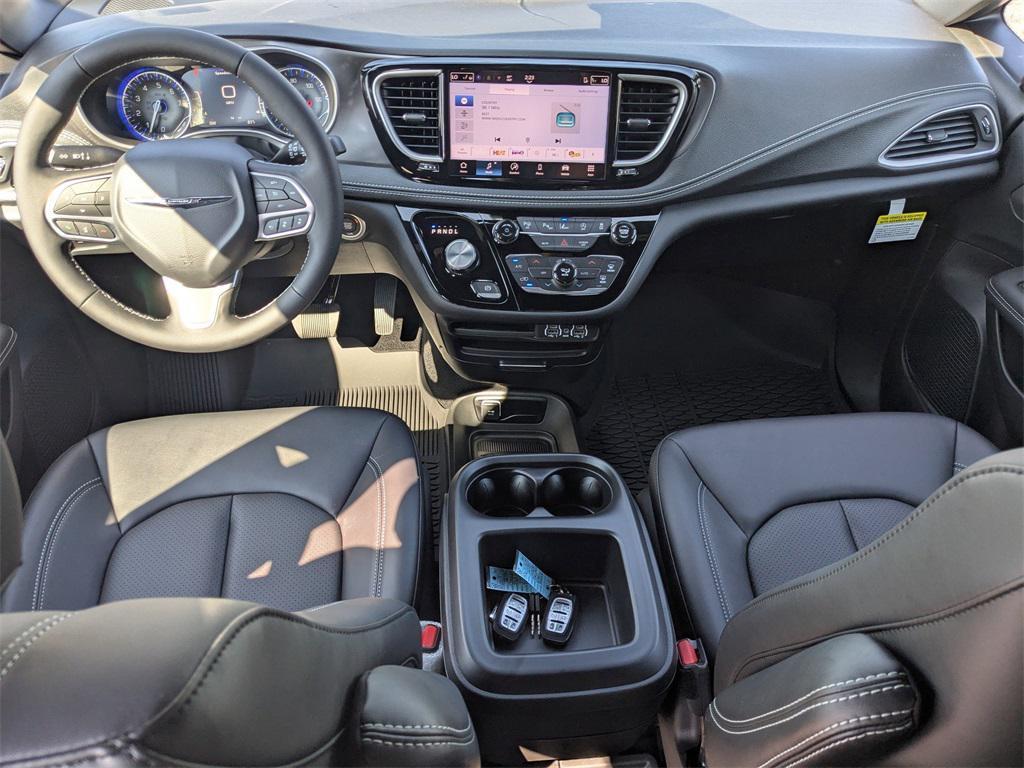 new 2025 Chrysler Pacifica car, priced at $40,500