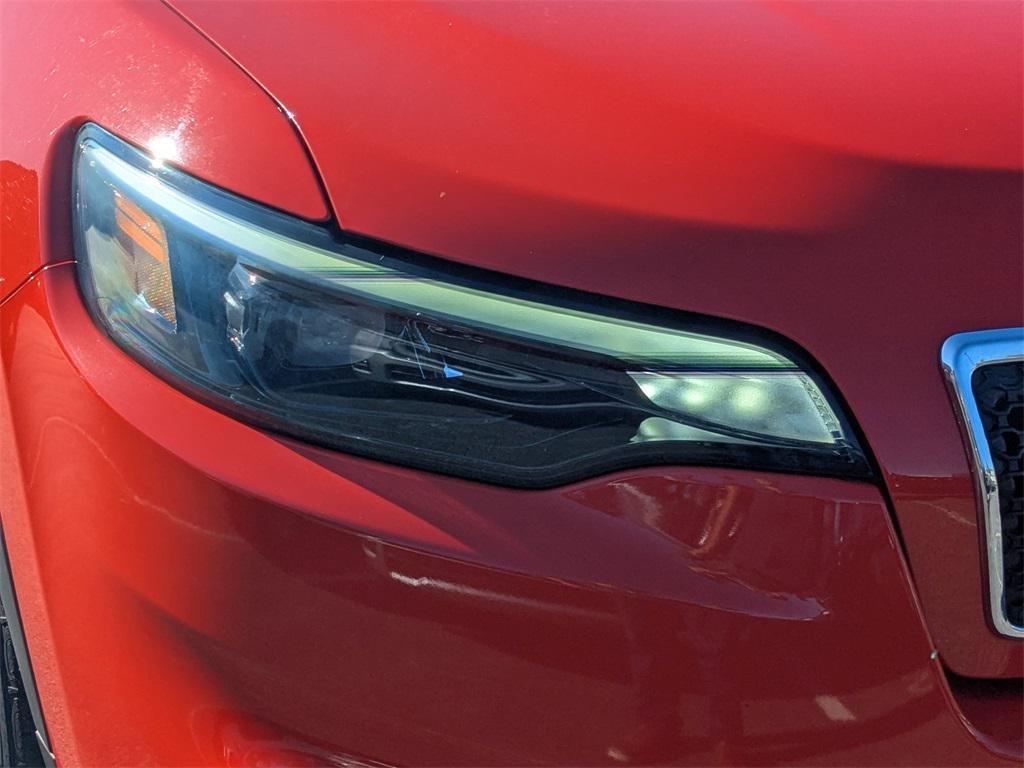 used 2021 Jeep Cherokee car, priced at $23,477