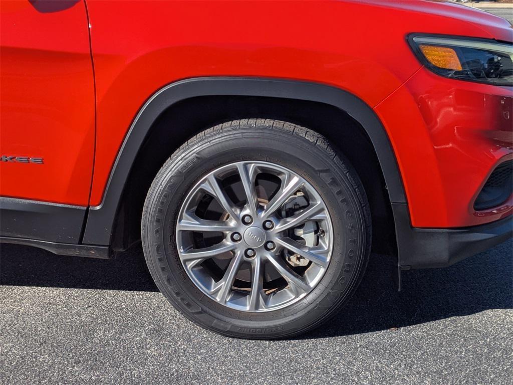 used 2021 Jeep Cherokee car, priced at $23,477