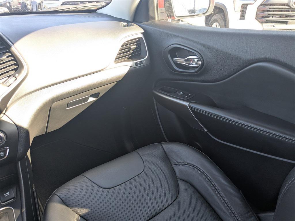 used 2021 Jeep Cherokee car, priced at $23,477