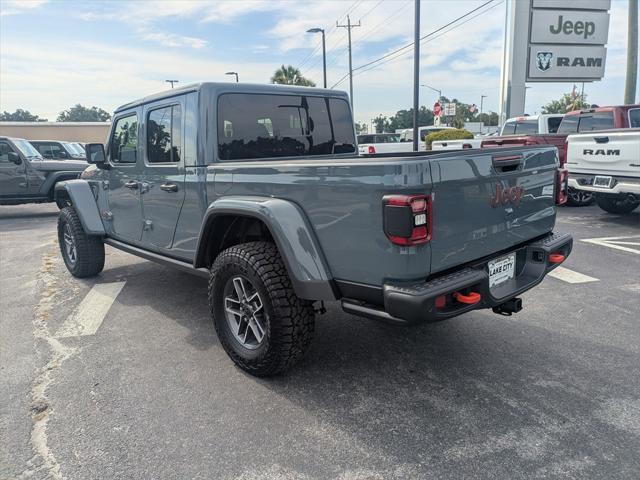 new 2025 Jeep Gladiator car, priced at $57,633