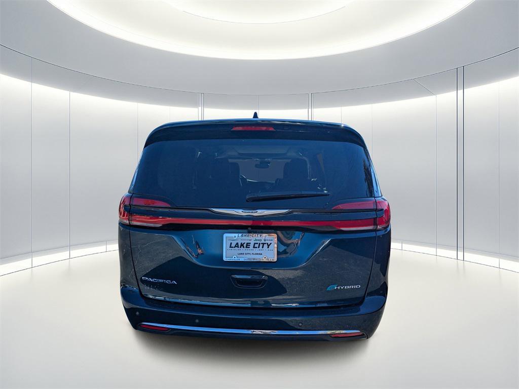 used 2023 Chrysler Pacifica Hybrid car, priced at $30,306
