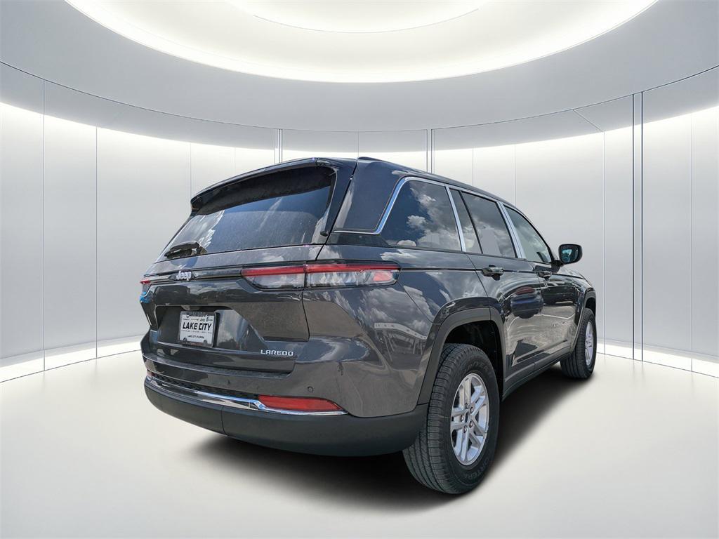 new 2025 Jeep Grand Cherokee car, priced at $37,910