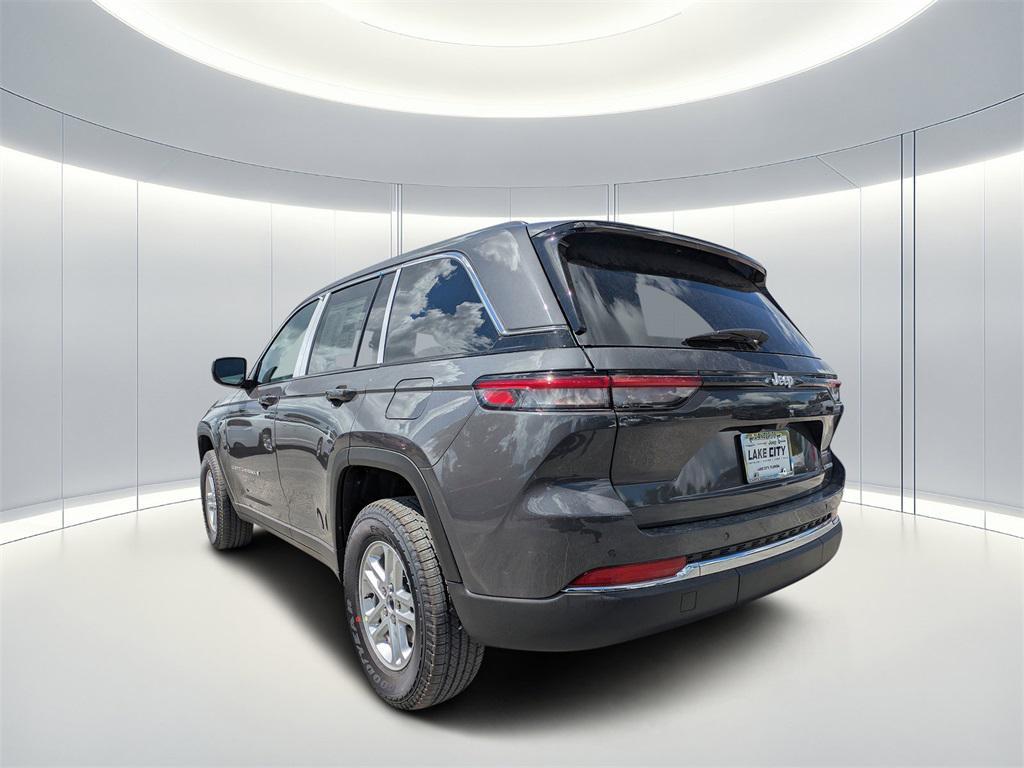 new 2025 Jeep Grand Cherokee car, priced at $37,910