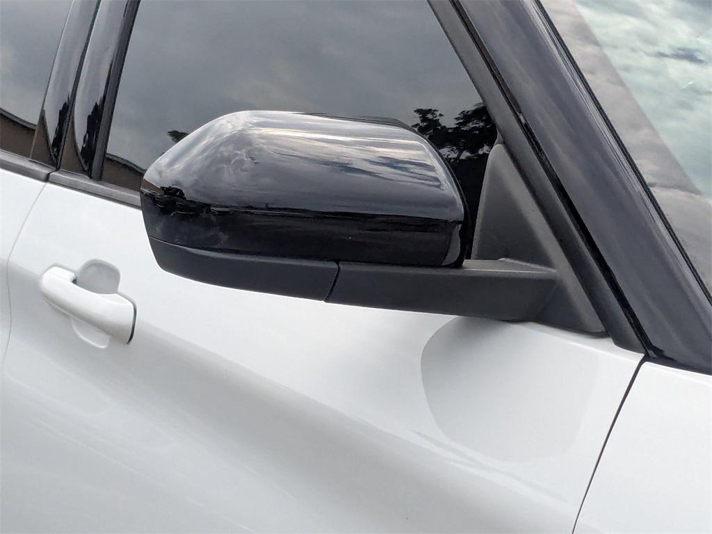 used 2022 Ford Explorer car, priced at $25,386