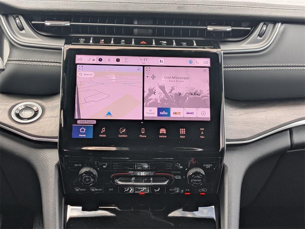 new 2025 Jeep Grand Cherokee L car, priced at $43,226