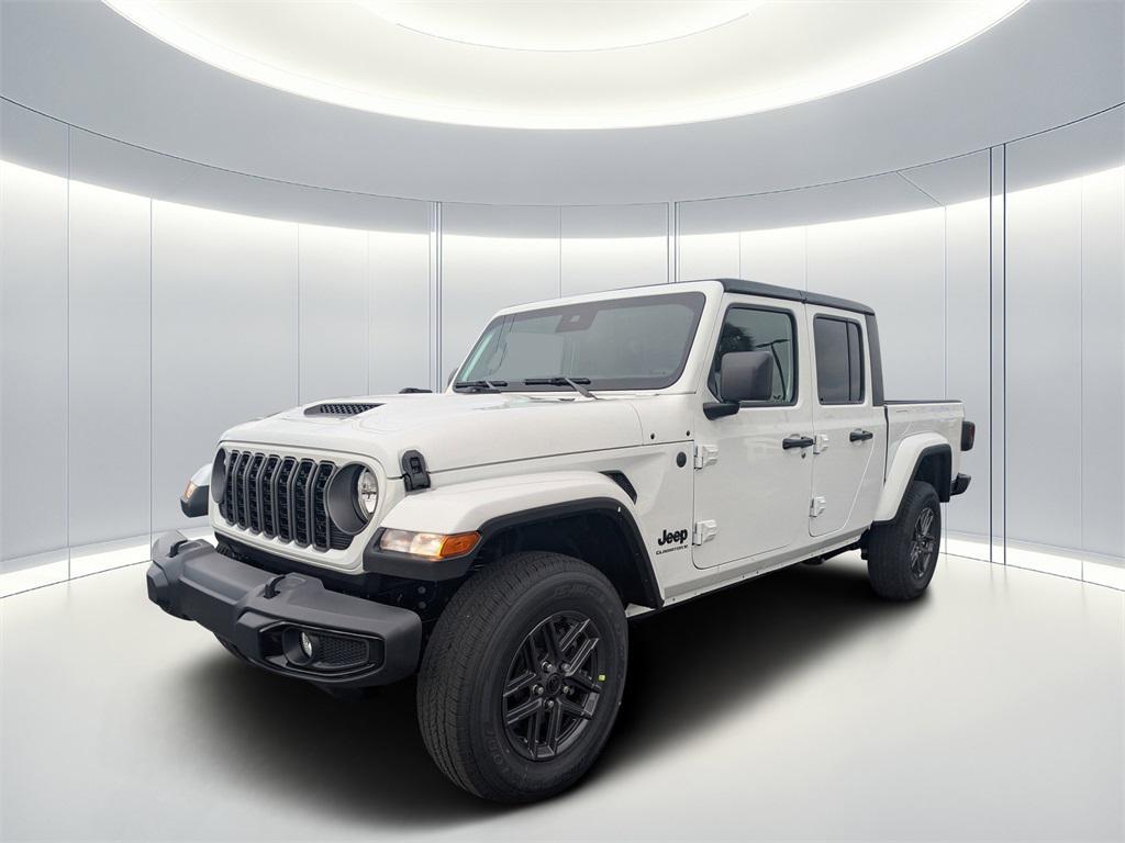 new 2025 Jeep Gladiator car, priced at $45,817