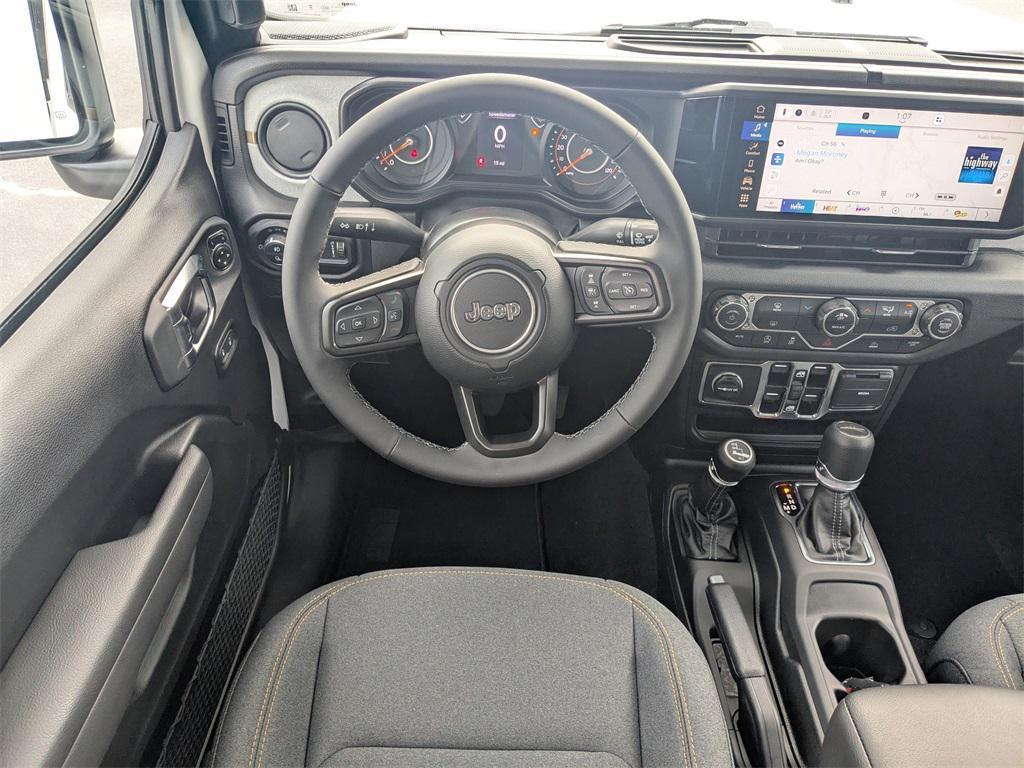 new 2025 Jeep Gladiator car, priced at $45,817