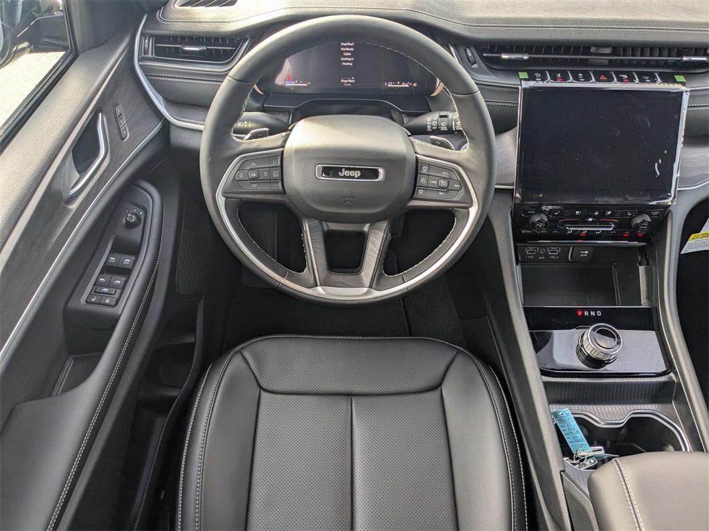 new 2025 Jeep Grand Cherokee car, priced at $46,411