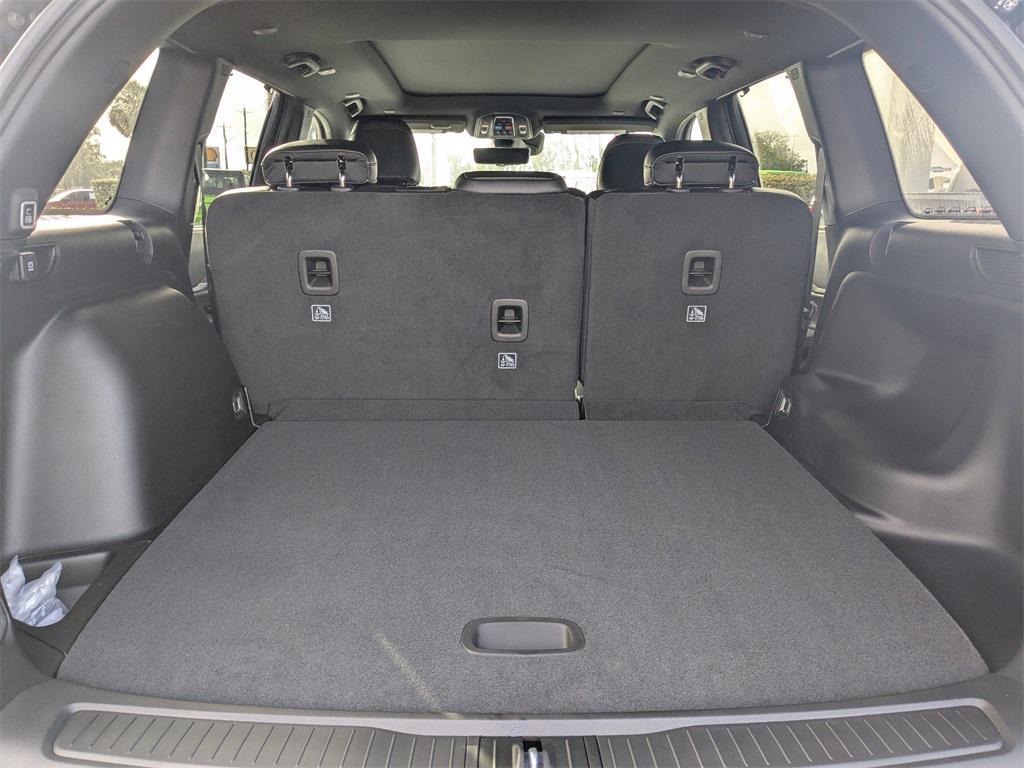 new 2025 Jeep Grand Cherokee car, priced at $46,411