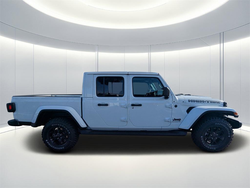 new 2025 Jeep Gladiator car, priced at $40,340