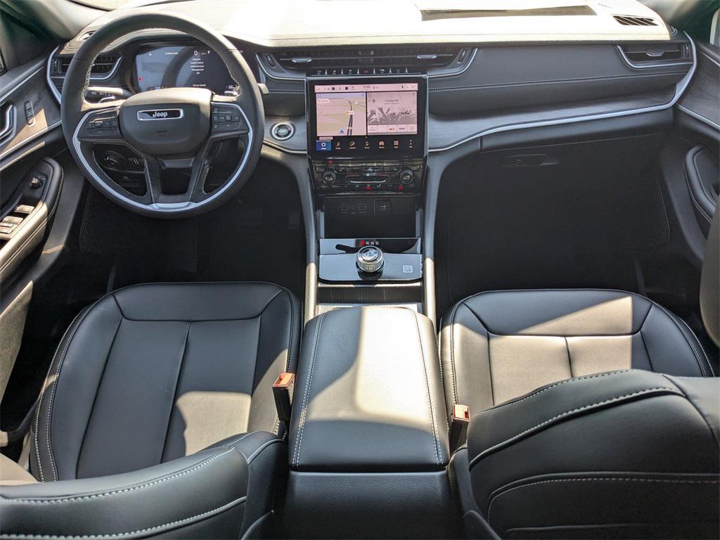 new 2025 Jeep Grand Cherokee car, priced at $40,979