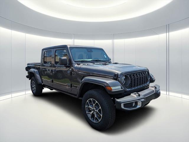 new 2024 Jeep Gladiator car, priced at $46,736