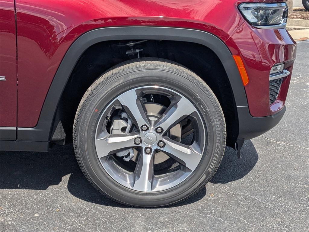 new 2025 Jeep Grand Cherokee car, priced at $43,523