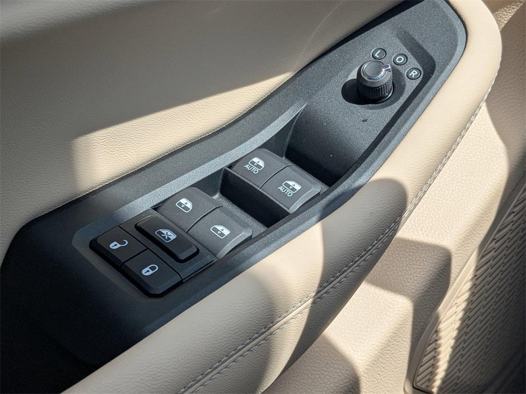 new 2025 Jeep Grand Cherokee car, priced at $43,523