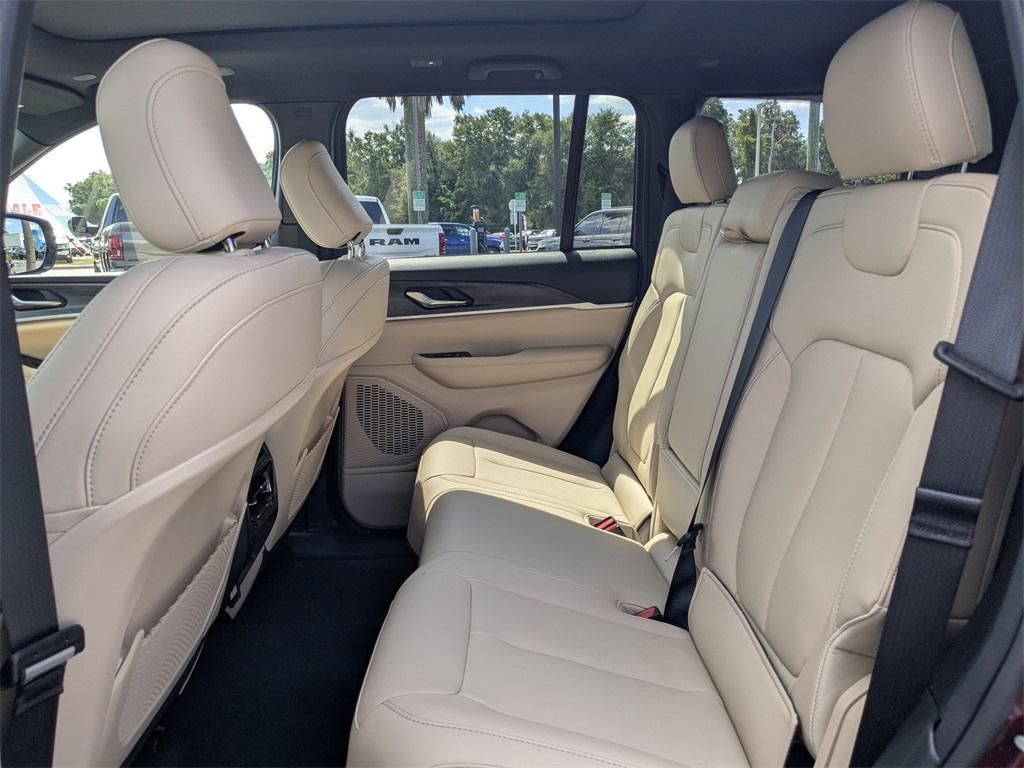 new 2025 Jeep Grand Cherokee car, priced at $43,523