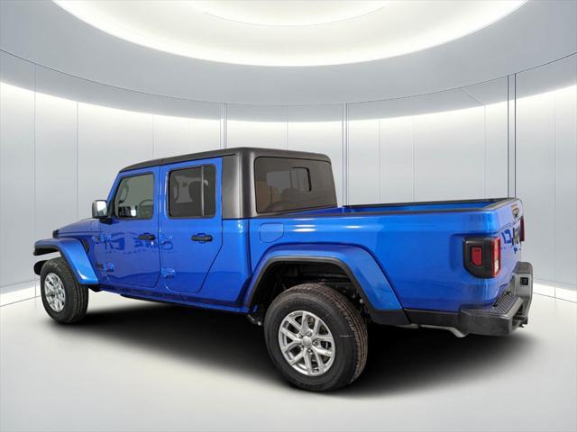 new 2023 Jeep Gladiator car, priced at $44,011