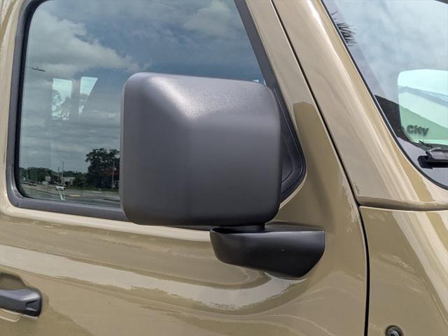 new 2025 Jeep Gladiator car, priced at $58,170