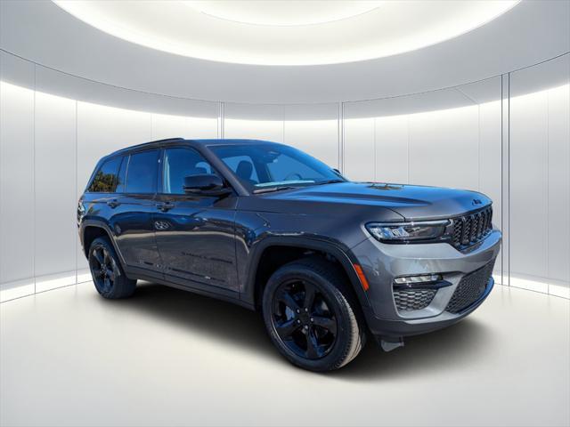 new 2025 Jeep Grand Cherokee car, priced at $43,535