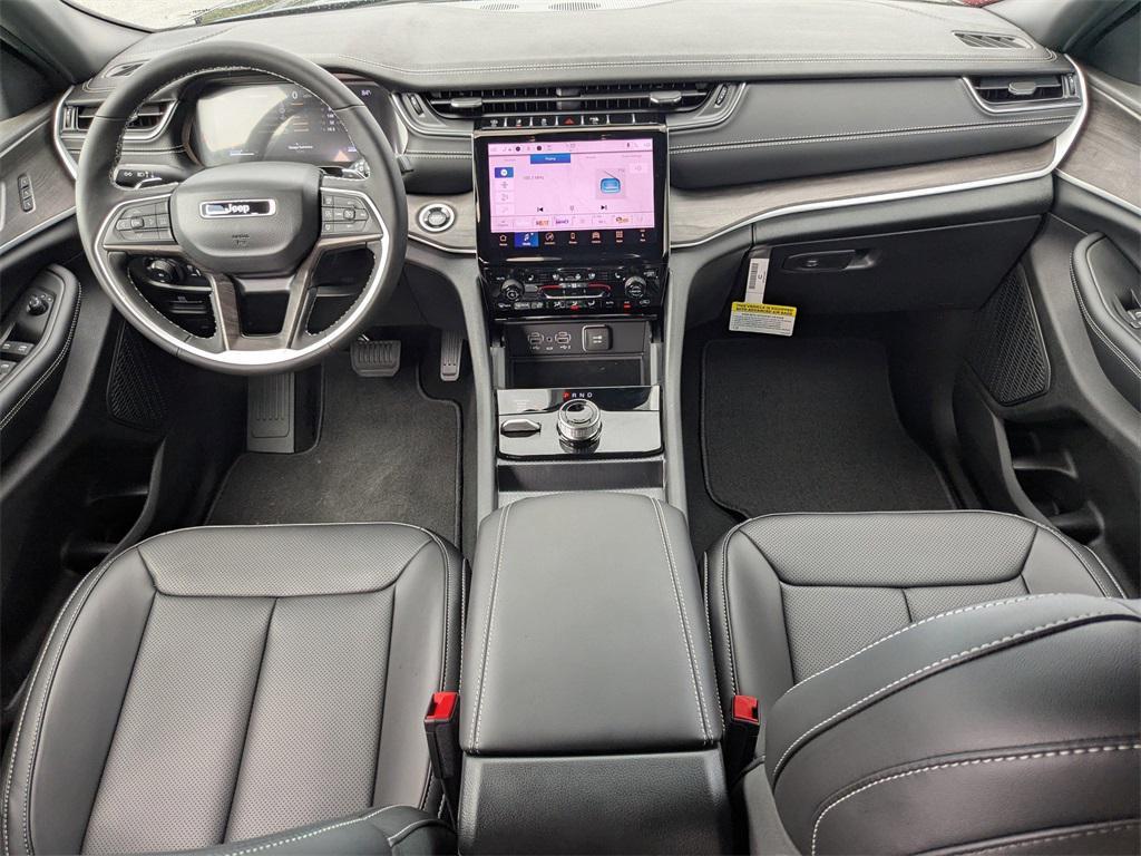 new 2025 Jeep Grand Cherokee car, priced at $49,267