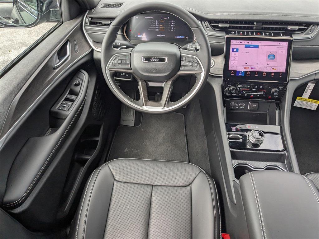 new 2025 Jeep Grand Cherokee car, priced at $49,267